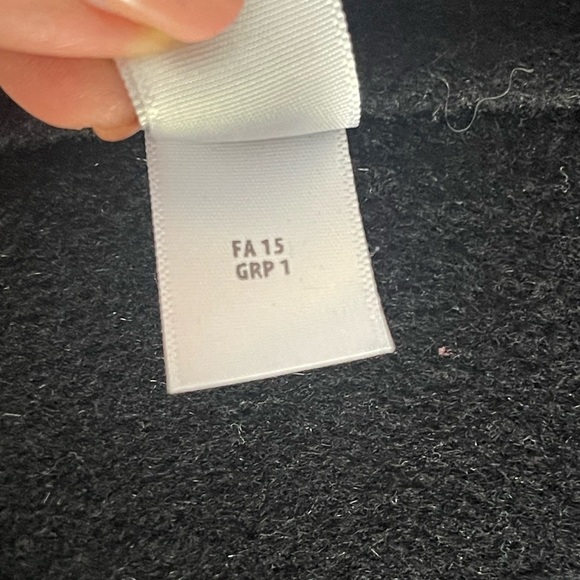 ST.JOHN
SEWN BY HAND wool black large coat size 10 - Picture 14 of 16